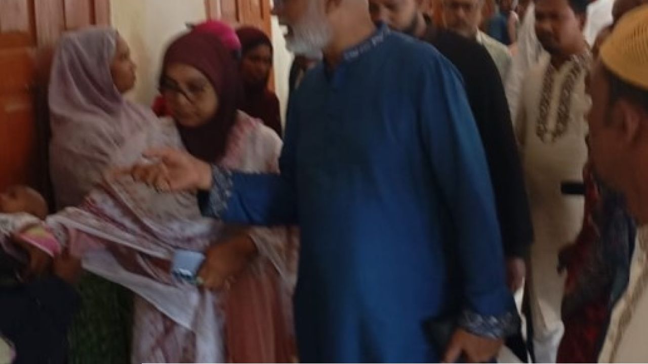 বানিয়াচং উপজেলা স্বাস্থ্য কমপ্লেক্স পরিদর্শন করেছেন এমপি ডা. জীবন 